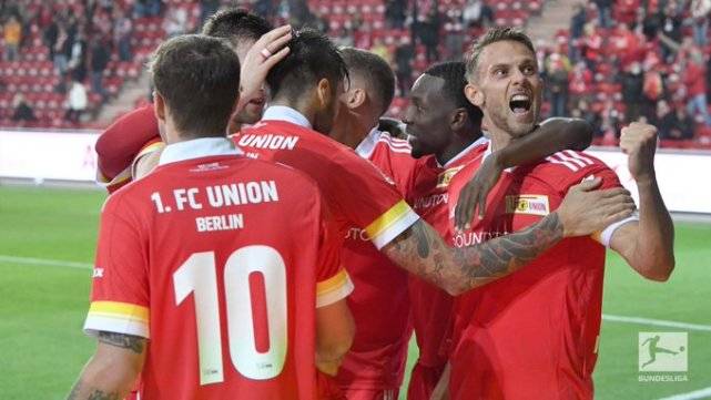 美因茨攻防转换行云流水,疾风骤雨般击溃对手  美因茨攻防转换行云流水,疾风骤雨般击溃对手