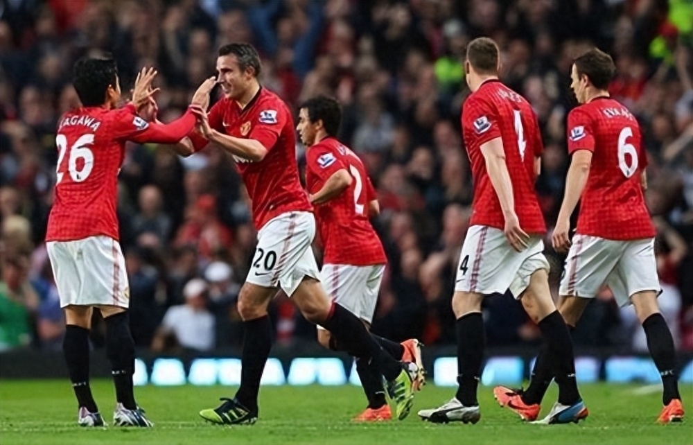 曼联主场三球大胜切尔西,滕哈赫战术获盛赞  曼联主场三球大胜切尔西,滕哈赫战术获盛赞