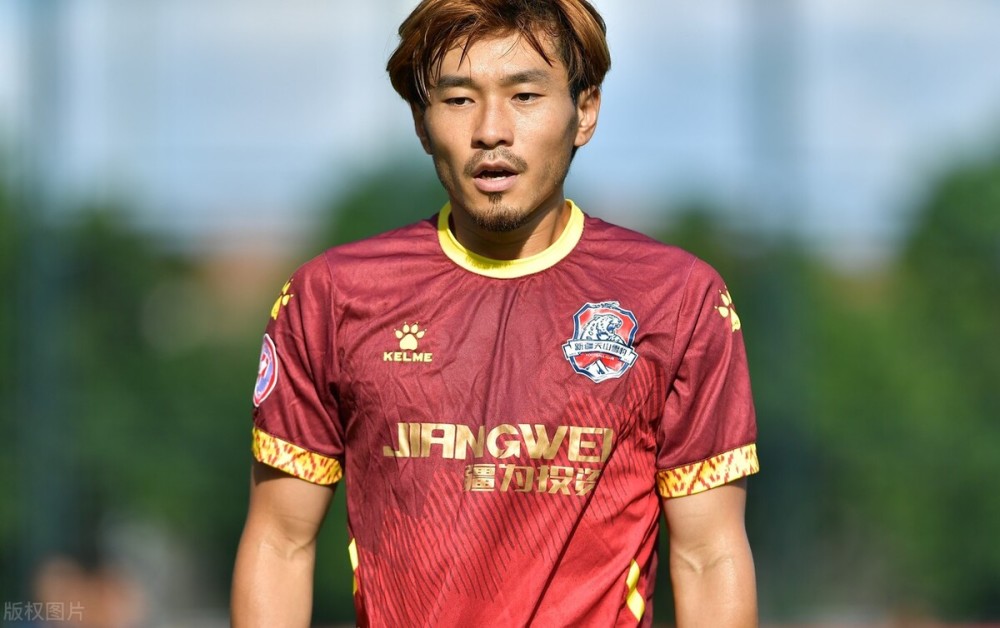 昂热防守铁壁固若金汤,零封对手延续不败纪录  昂热防守铁壁固若金汤,零封对手延续不败纪录