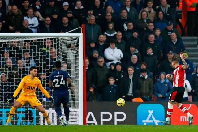 罗德里戈凌空抽射破门利兹联主场力挫南安普顿