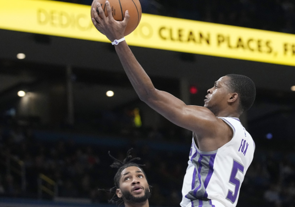 福克斯闪电突破国王逆转击败马刺